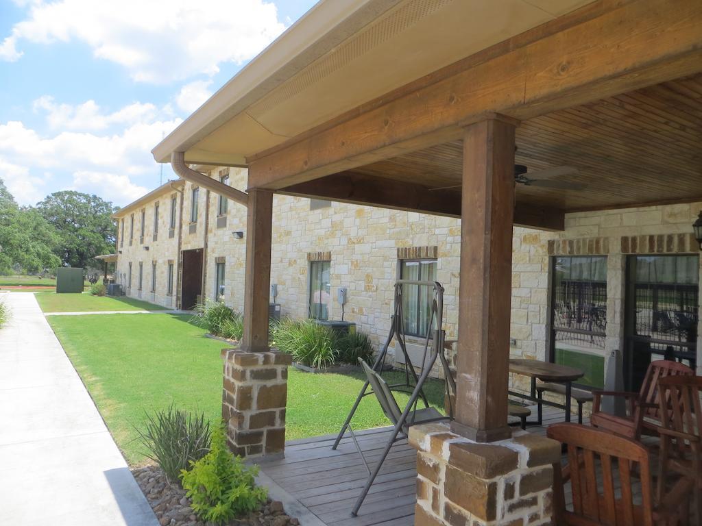 Hotel Texas Hallettsville Εξωτερικό φωτογραφία